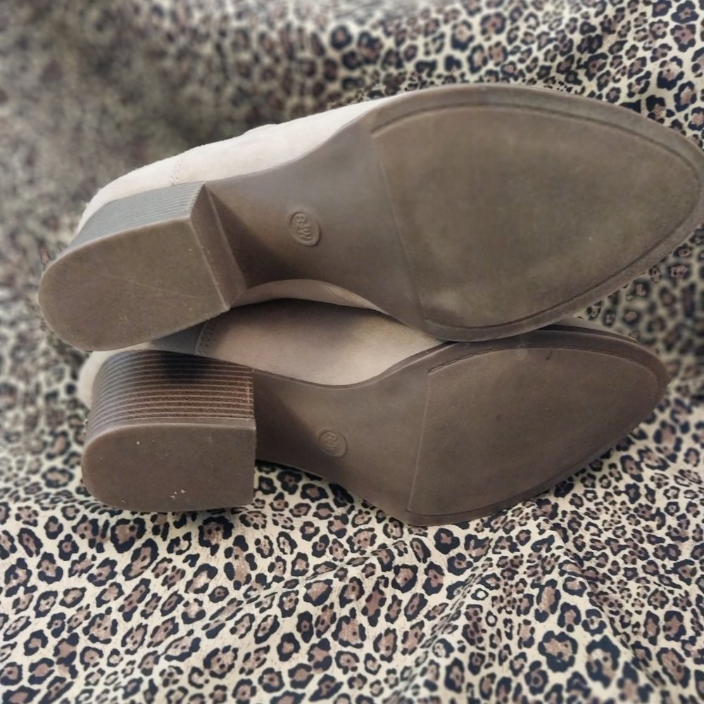 2558 Size 8.5 Wide So Tan Booties - Picture 5 of 6